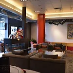 Santa's Santa Claus 4*
