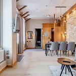 Santa's Santa Claus Hotel 4*